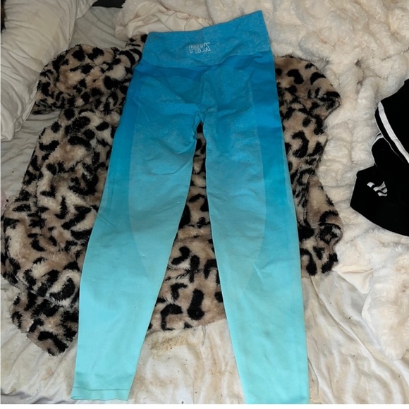 8 piece Victoria Secret Pink bundle - Picture 10 of 13